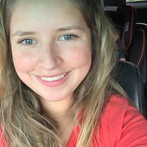 Meet your Posher, Daniela